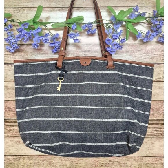 Fossil Gray White Striped Canvas Purse Bag Leather Trim & Adjustable Straps - Picture 1 of 9